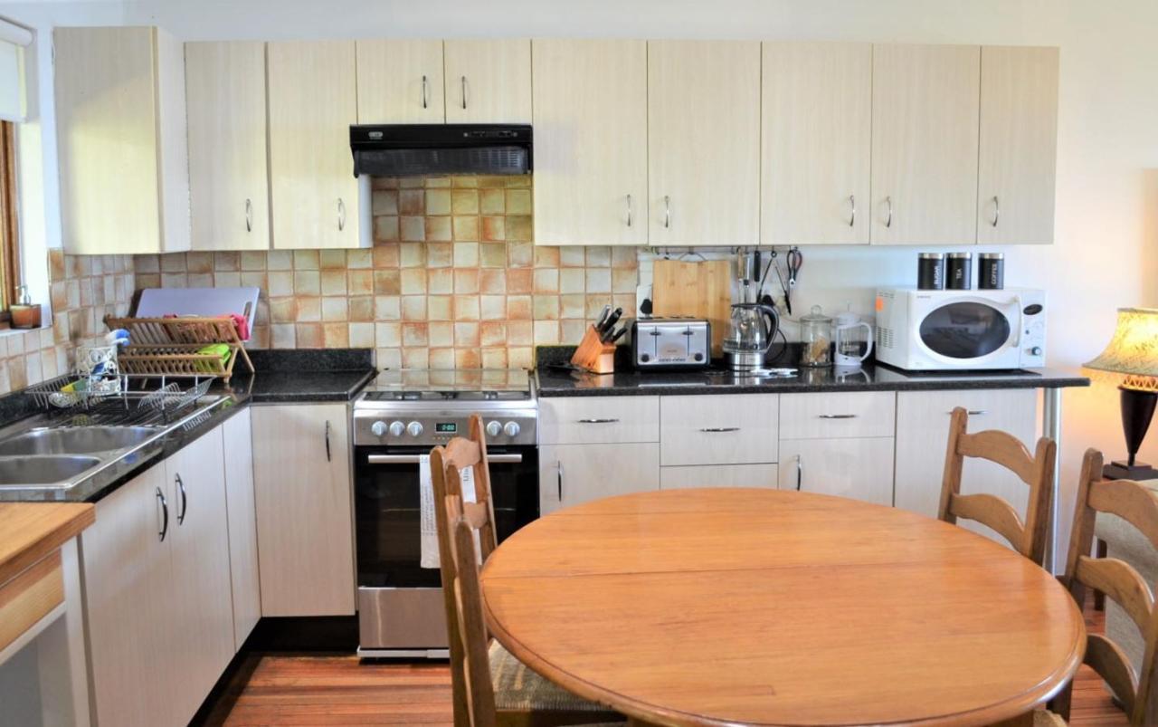 Gateside Guesthouse ヒルトン エクステリア 写真